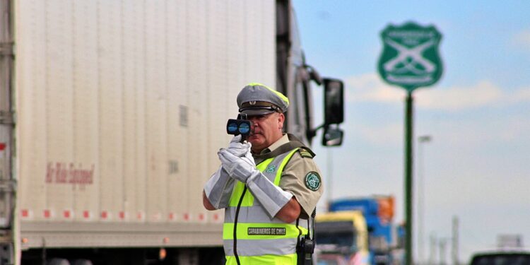 Carabineros de Osorno entrega recomendaciones para prevenir accidentes en fin de Semana Santa