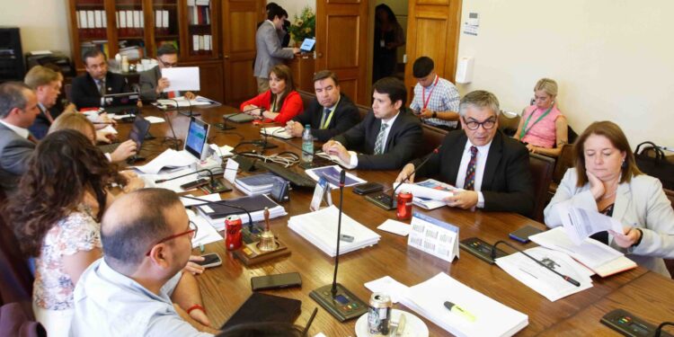 Avanza el pacto fiscal: Diputados aprueban en general proyecto de cumplimiento tributario