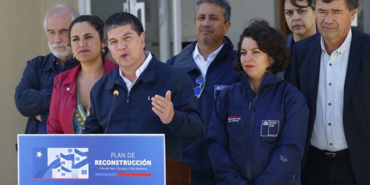 Plan de reconstrucción de Valparaíso contempla más de 170 medidas