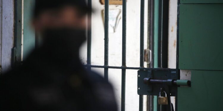 La tensión en las cárceles chilenas por instalación de inhibidores de señal