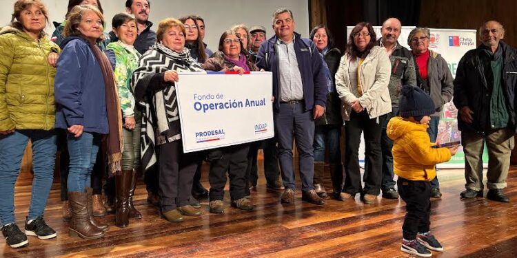 Realizan entrega de recursos del Fondo de Operación Anual en Purranque
