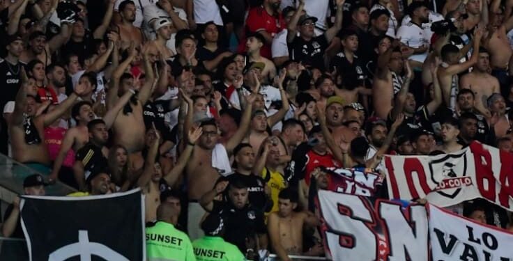Nueve hinchas de Colo Colo son apresados en el aeropuerto de Río de Janeiro por hurto 