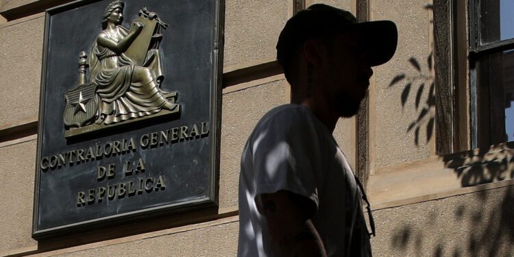 De cara a municipales: Contraloría emite instructivo sobre prescindencia política