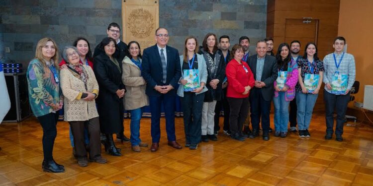 Osorno: Dan la bienvenida a nuevos médicos y odontólogos que se suman a atención primaria 