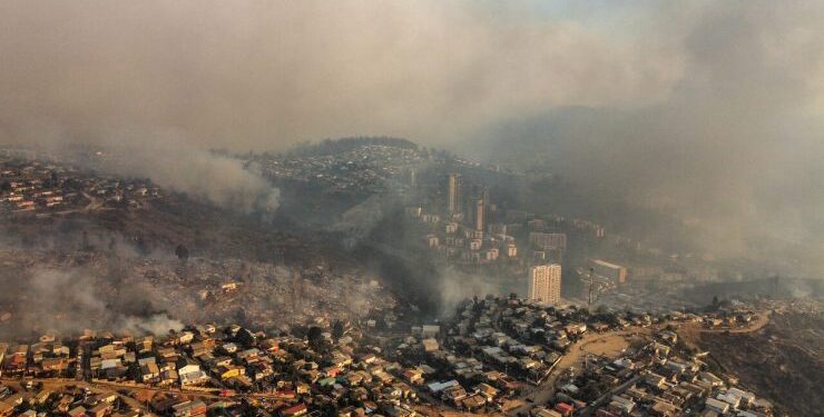 “No usé todos los artefactos que fabriqué”: La insólita declaración del bombero imputado por el megaincendio de Valparaíso