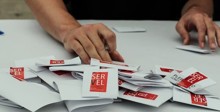 Elecciones primarias 2024: revisa cuándo se conocerán vocales, los seleccionados y las excusas