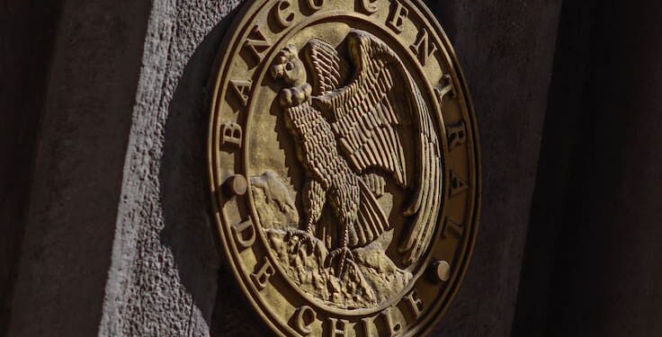 Imacec de marzo: economía chilena crece 0,8% según el Banco Central