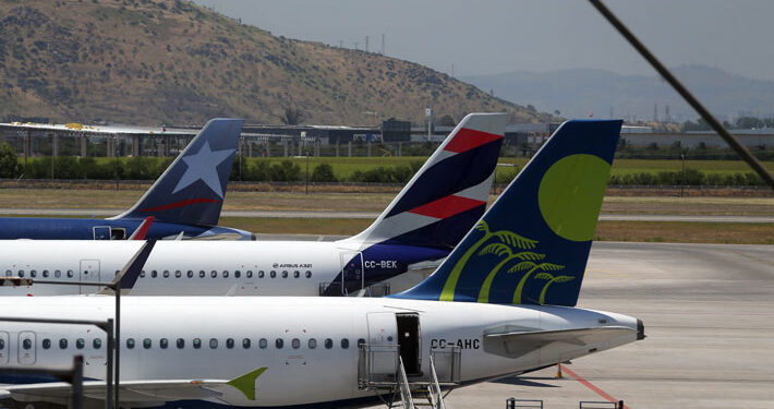 Por paro en Argentina: Sky, Jetsmart y Latam anuncian suspensión de vuelos desde y hacia ese país