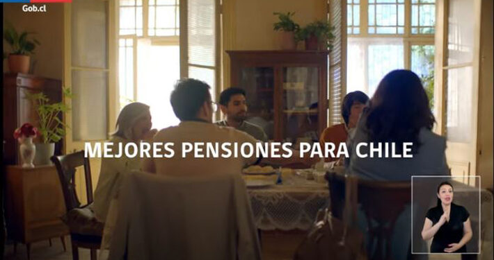 Contraloría oficia a Segegob y Trabajo por polémico spot por reforma previsional