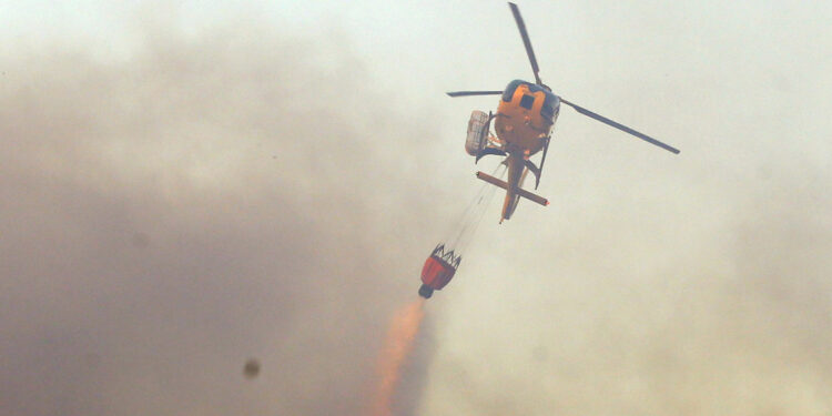 FNE pide ratificar sanción por colusión contra empresas de helicópteros para incendios forestales
