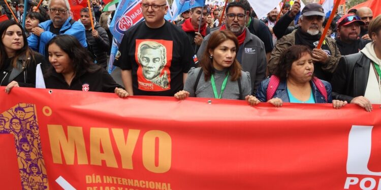 Día del Trabajador: CUT pide al Gobierno un «salario vital»