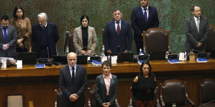 Cámara Baja aprobó las RUF pero rechazó reponer la justicia militar