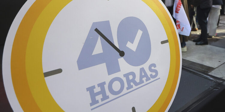 Hubo 510 denuncias por incumplimiento de las 40 horas en su primer mes