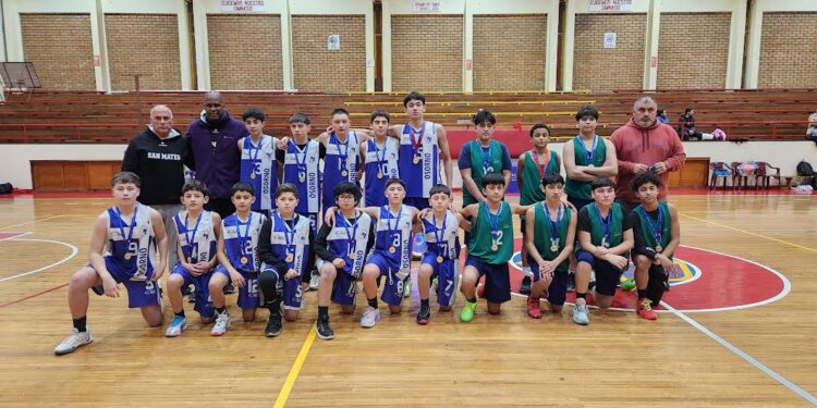 Equipos de baloncesto San Mateo en damas y varones ganan la final comunal escolar U14