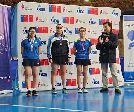 Tenimesistas de Osorno clasificaron para la fase regional de los Juegos Deportivos Escolares 