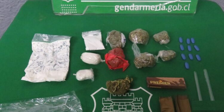 Gendarmes incautan droga tras jornada de visita en cárcel de Osorno