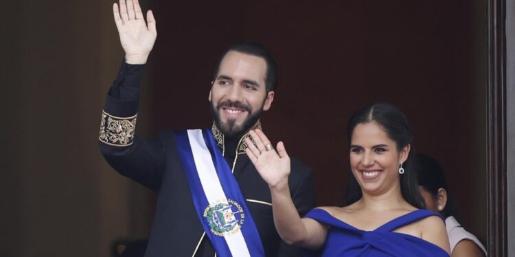 Bukele inició segundo mandato y exigió a los salvadoreños una lealtad «sin quejas»
