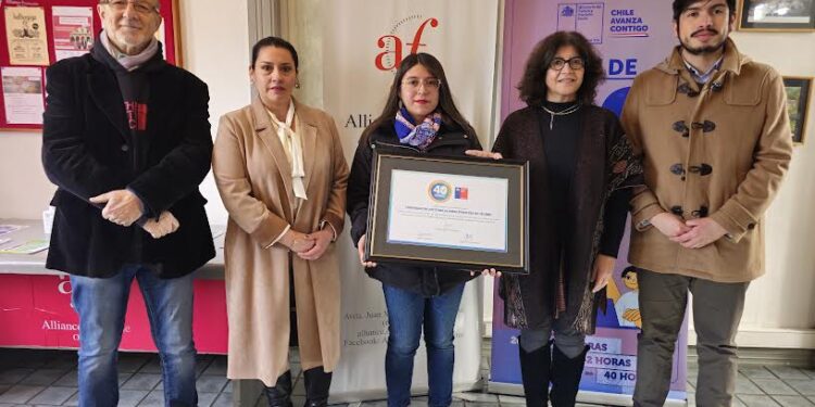 Corporación Cultural Alianza Francesa de Osorno fue certificada con el Sello 40 horas