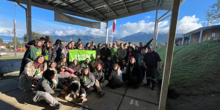 Estudiantes de Santo Tomás Osorno viajaron hasta Cochamó a realizar voluntariados de invierno