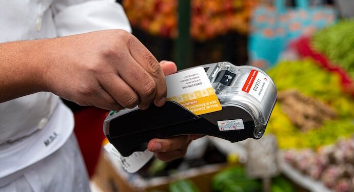 Sube la Beca BAES: ¿Cuál es el nuevo saldo del beneficio Junaeb?