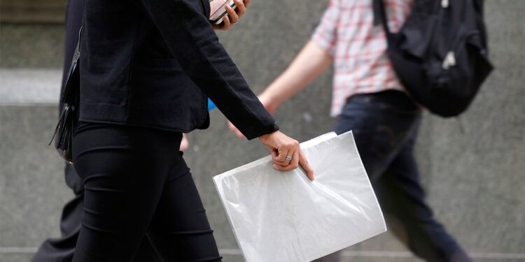 Tasa de desocupación alcanzó 8,3% en el trimestre abril-junio