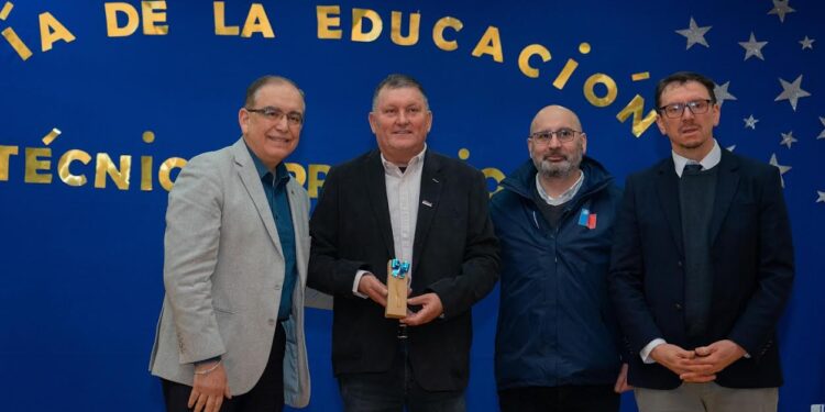 Municipio de Osorno celebró Día de la Educación Técnico Profesional