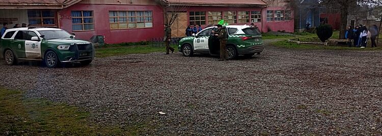 Falsa alarma de bomba en liceo José Toribio Medina de Río Negro obligó a evacuar comunidad educativa