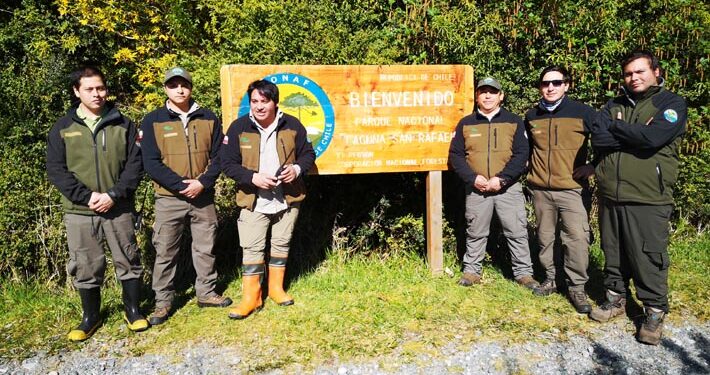 Guardaparques cumplen ocho días movilizados y sector turismo advierte duro impacto
