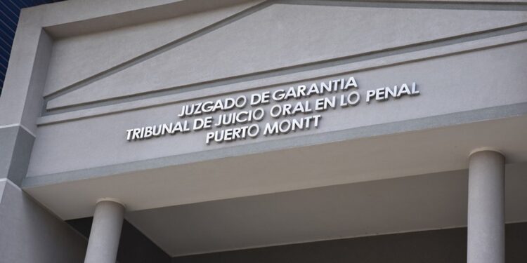 Auxiliar del Hospital de Puerto Montt acusa que fue drogado y violado por anestesista