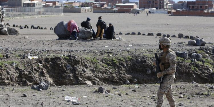 Militar se encuentra grave tras ser agredido por migrantes en Colchane