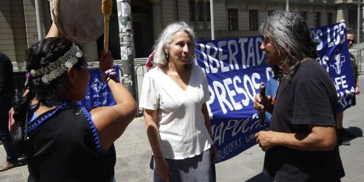 Madre de Pelantaro Llaitul fue formalizada por intentar meter un celular a la cárcel