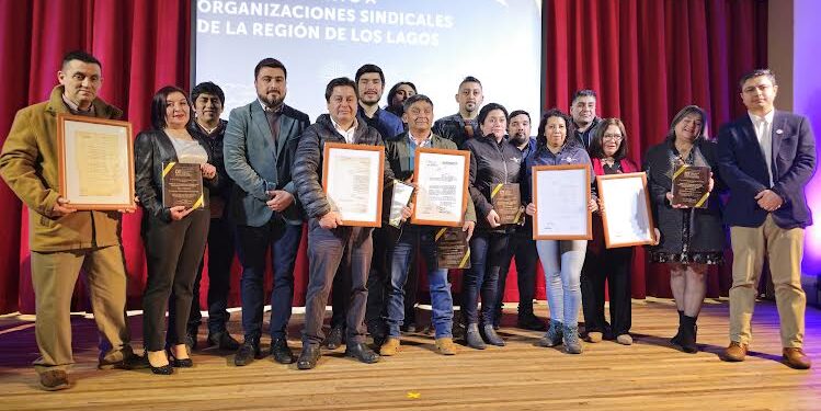 Osorno: Dirección del Trabajo reconoció a 7 sindicatos con más trayectoria en Los Lagos