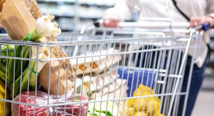 Así funcionará el comercio durante Fiestas Patrias: revisa los horarios y cuáles locales estarán abiertos