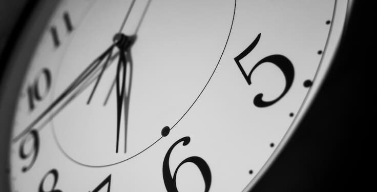 Hoy sábado 7 de septiembre se cambia la hora en Chile: relojes se adelantan una hora
