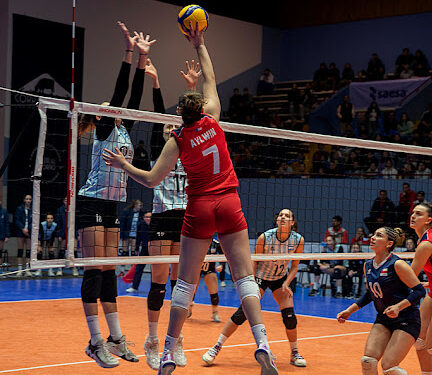 Argentina vence a Chile en el debut del Sudamericano de Vóleibol Femenino U21 en Osorno