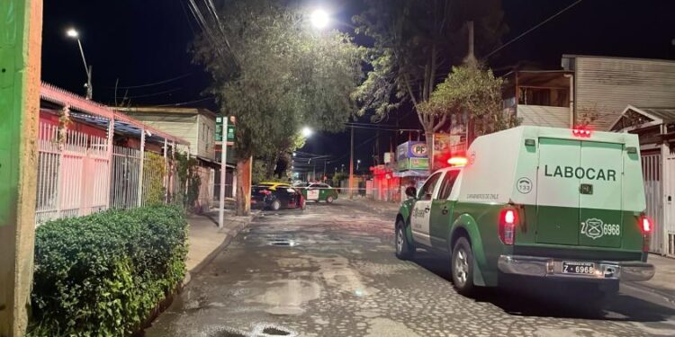 Carabinero de civil muere tras recibir disparo en Puente Alto: iba manejando un taxi