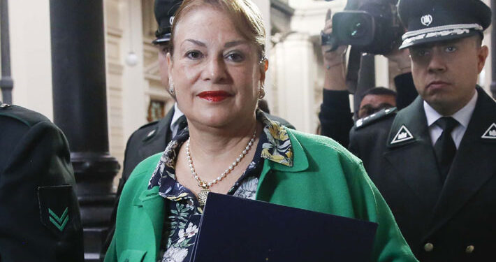 Corte Suprema suspendería a ministra Vivanco tras revelarse conversaciones con Hermosilla