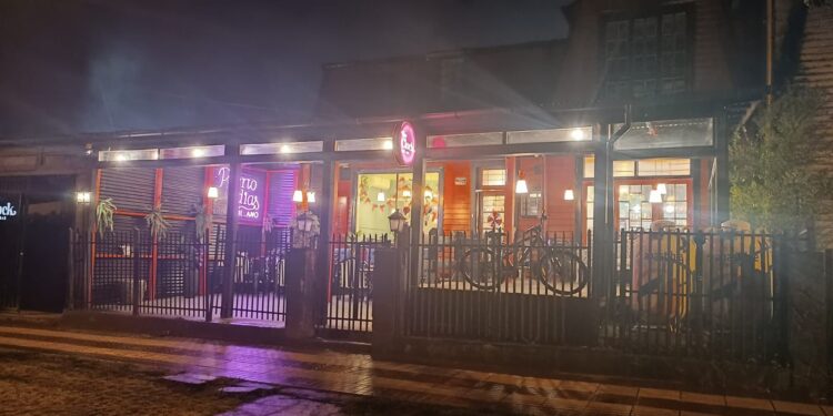 Detienen a sujeto cuando estaba robando en local gastronómico en Osorno