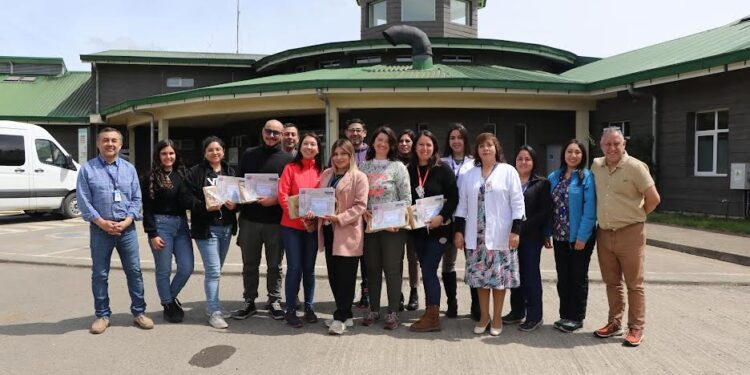 Pasantes de distintas zonas del país conocen modelo de atención del Hospital de San Juan de la Costa  