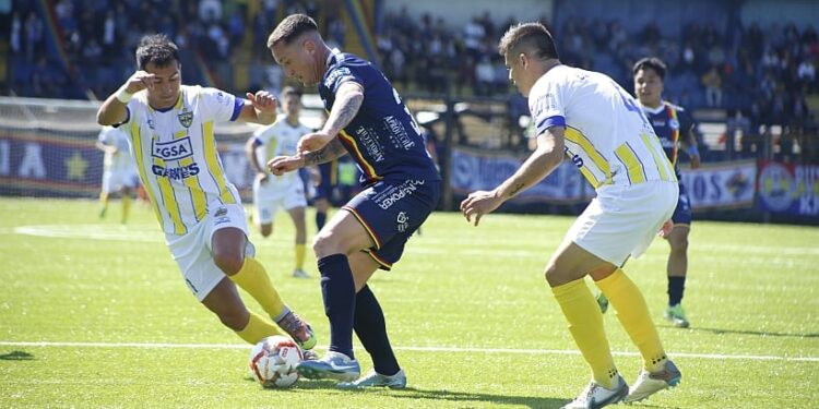 Provincial Osorno empató jugando de local por 1-1 contra Deportes Rengo