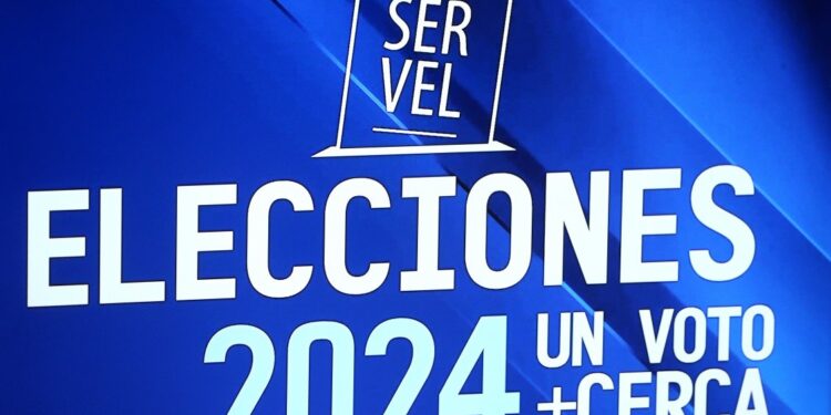 Servel publicó nómina definitiva de vocales de mesa: Revisa si fuiste seleccionado