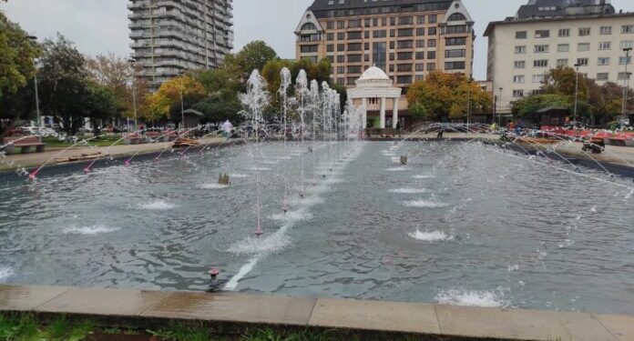 Definirán próxima semana liquidación del contrato de empresa a cargo de pileta en plaza de Armas