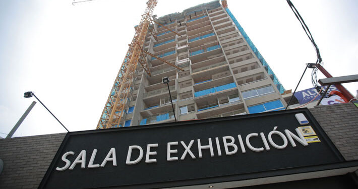 Tasas hipotecarias siguen cayendo: Anotan mínimo en un año y la más baja del mercado es de menos de 4%