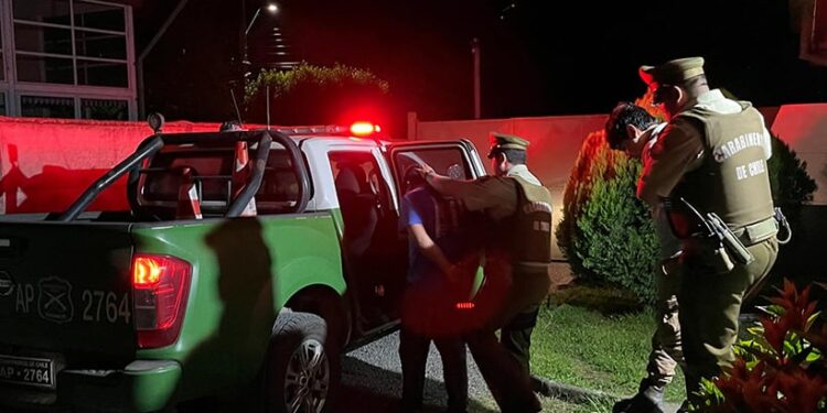 Dos personas fueron detenidas por robar harina desde un camión en ruta U-55