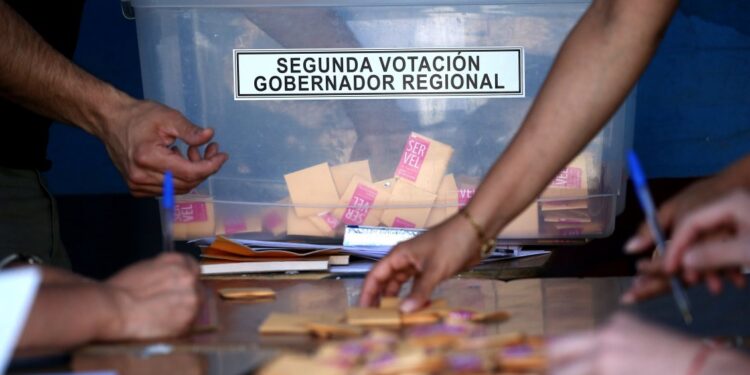 Estos son los 11 gobernadores regionales electos en la segunda vuelta