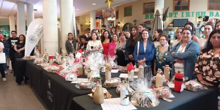 Eligen el mejor pan de pascua, cola de mono y galleta de navidad en Osorno