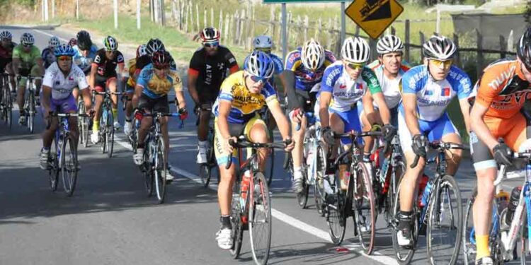20ª Vuelta Ciclista Internacional de la Leche reunirá a más de 200 participantes en Puerto Octay