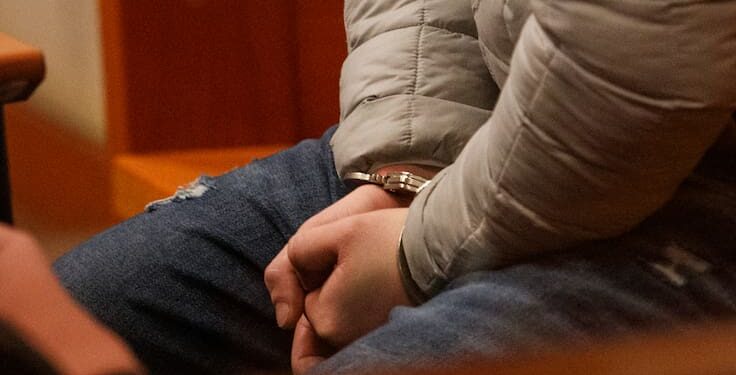 Hombre en prisión preventiva por femicidio frustrado a su pareja en Chiloé