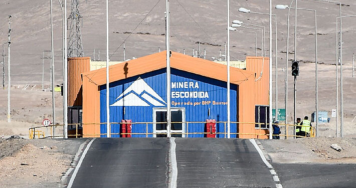 Nuevo sindicato de Escondida logra el mayor bono de fin de conflicto en la historia de la minería chilena