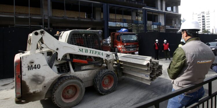 A octubre: Remuneraciones crecieron 3,3% real en un año